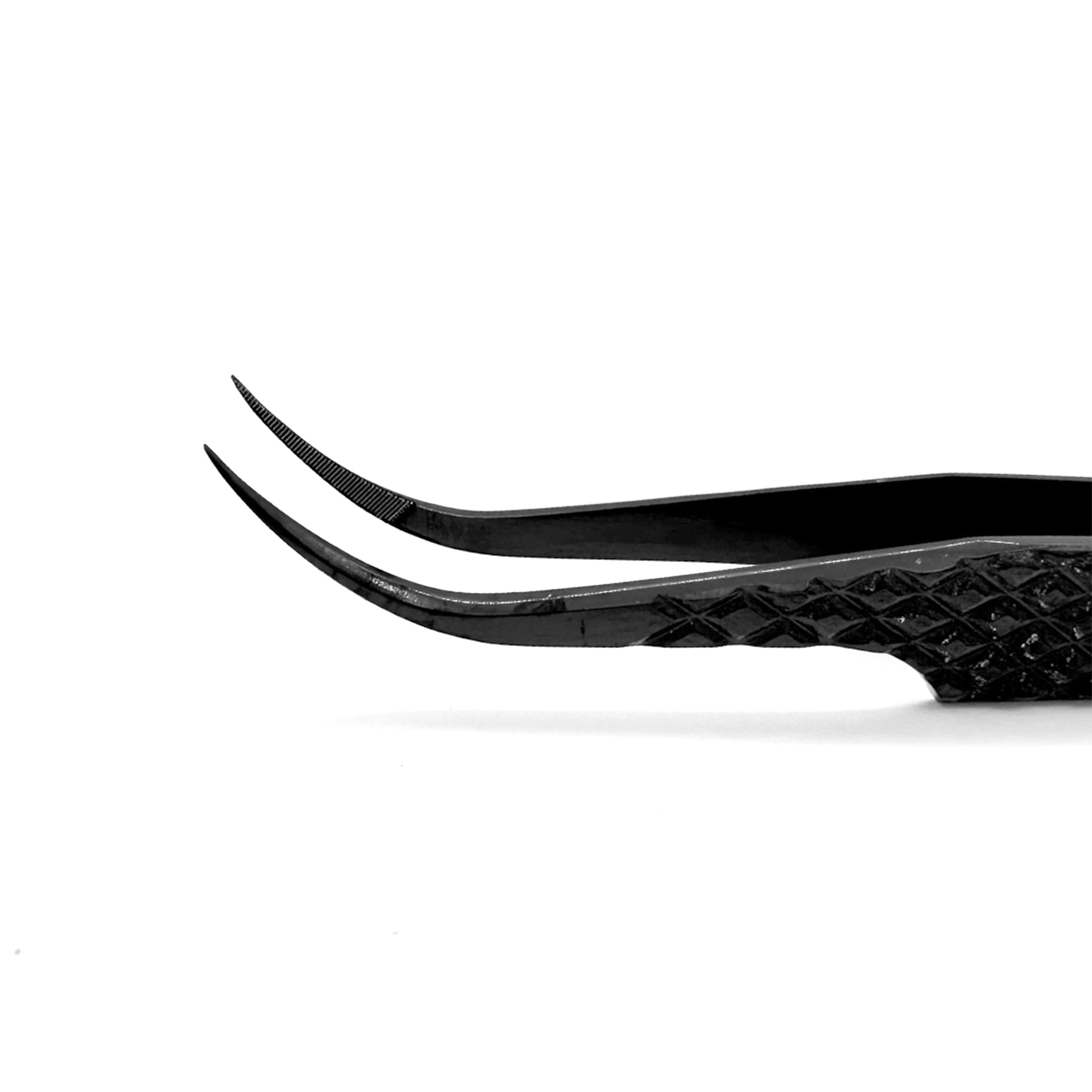 Elleebana ElleeEXPERT Tweezer - Curved Tip - Black - 12cm