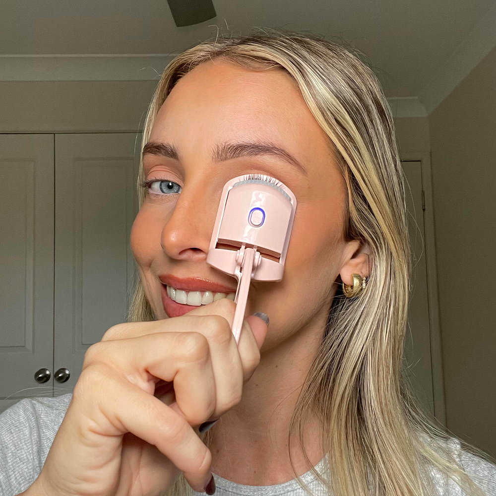 CanGro Heated Eyelash Curler - Limited Stock