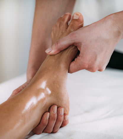 4 Pedi Massage Techniques to Try In Your Salon