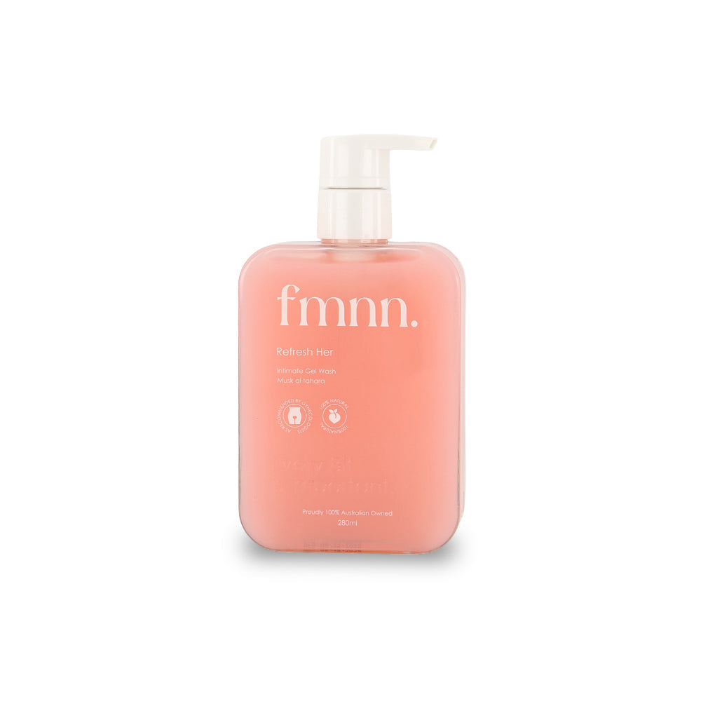 Pink bottle with pump labeled 'fmmn' on a white background